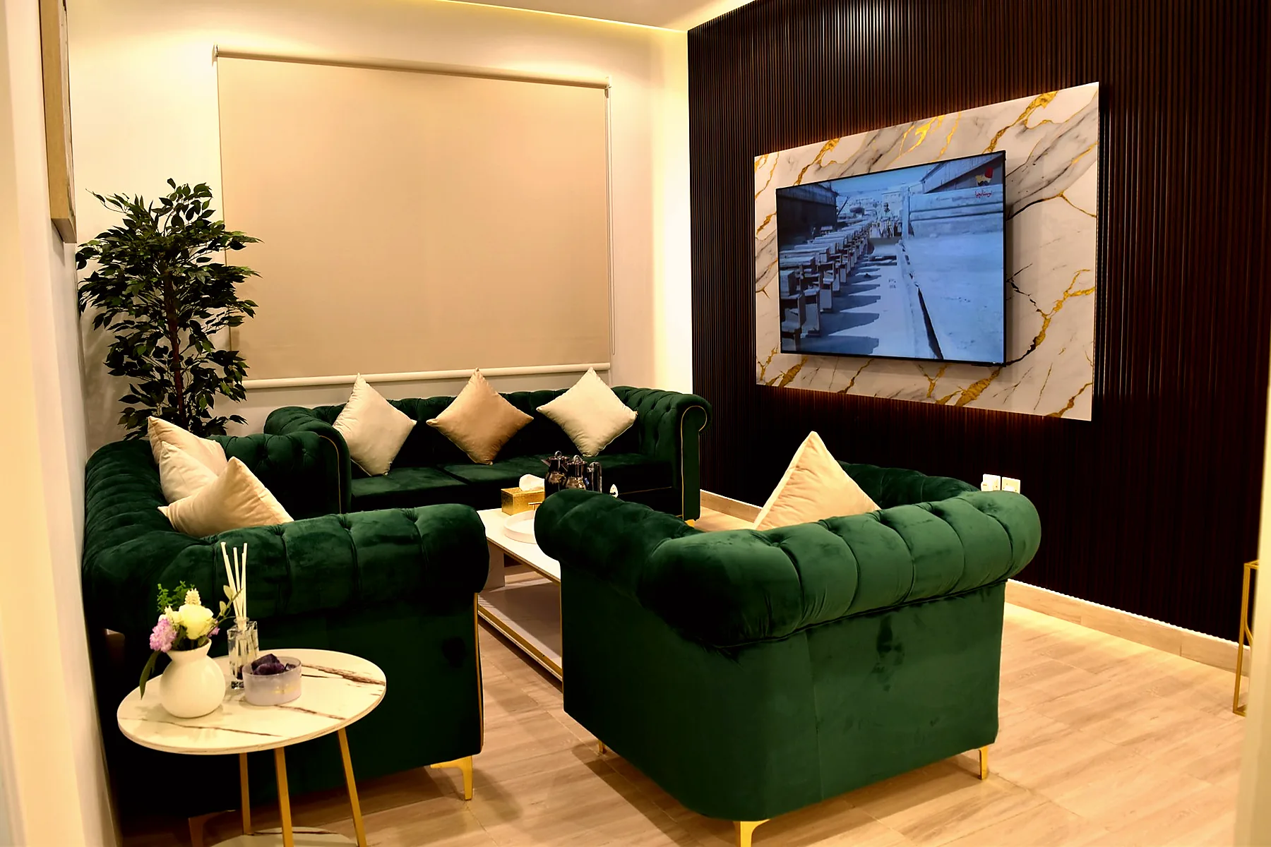 Lounge — waiting area